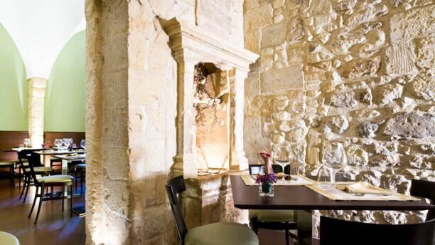 le-quattro-spezierie-gourmet-restaurant-roof-garden-dogana-vecchia-f79ae
